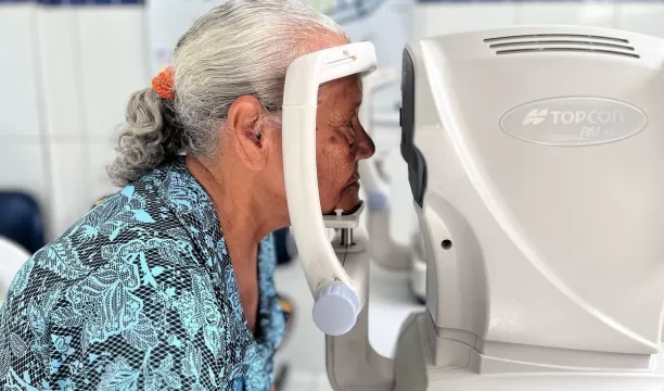 Prefeitura realiza mutirão oftalmológico em bairros de Eunápolis e mutirão de vasectomia no Hospital Regional