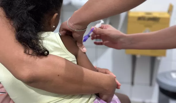 Alta adesão do público-alvo na vacinação contra gripe é sucesso em Eunápolis