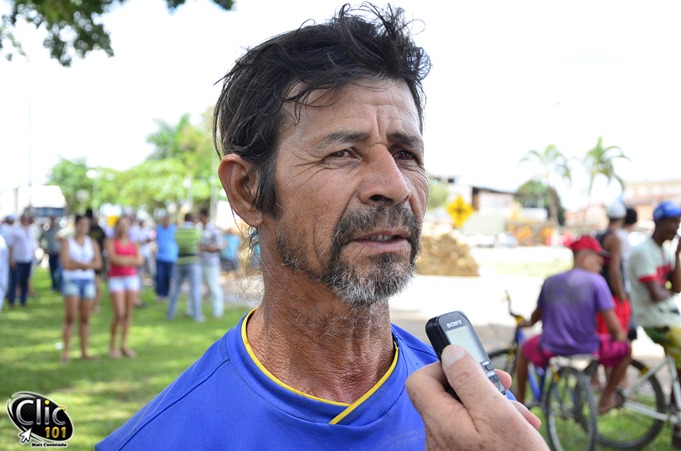 JORGE DOS SANTOS, conhecido no meio artístico como “Teco-Teco do Forró”