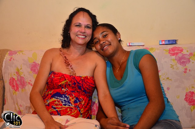 Neusa e Lorena Pedrosa, colaboradora do lar