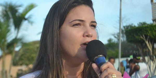 Mayra Brito - Prefeita de Prado    (Foto: Teixeira News)