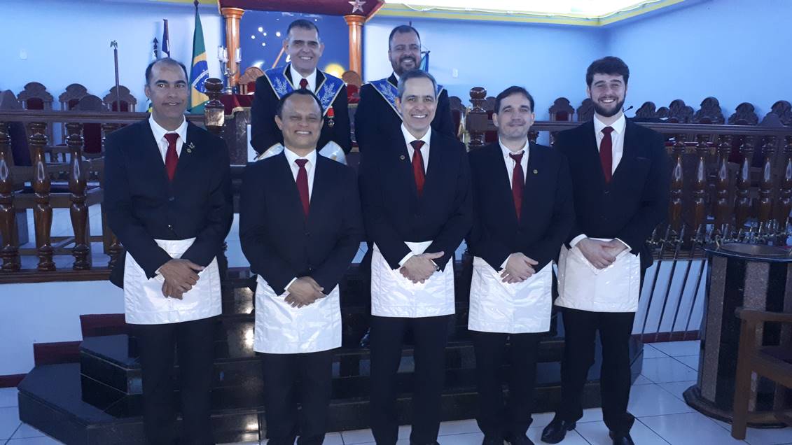 Na frente: Luiz, Moisés, Francisco, Thiago, David / Ao fundo: Arnaldo Vianna (2º Vigilante) e Leandro Mosello (1º Vigilante)