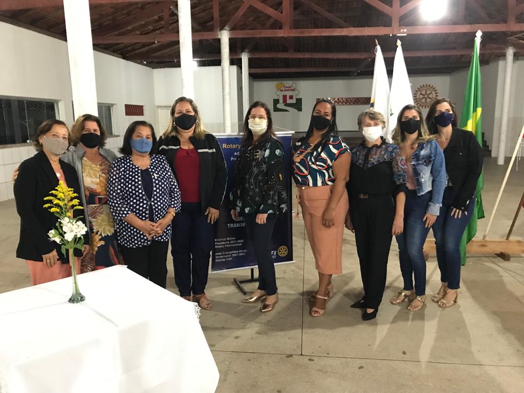 Senhoras da Casa da Amizade
