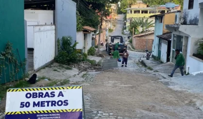 Trancoso recebe melhorias nas ruas com recuperação de pavimento em paralelepípedo