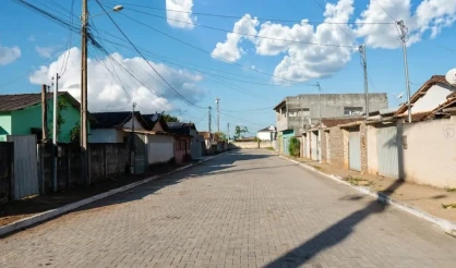 Prefeito Ricardo Flauzino entrega obras de drenagem pluvial e pavimentação de ruas em Itabela