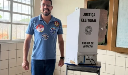 Prefeito Flauzino vota neste domingo e destaca confiança na vitória de seus candidatos