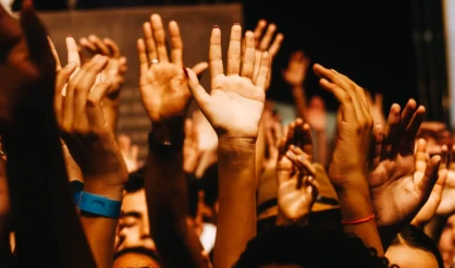 Santa Cruz Cabrália celebra 526 anos da primeira missa no Brasil com programação religiosa e cultural