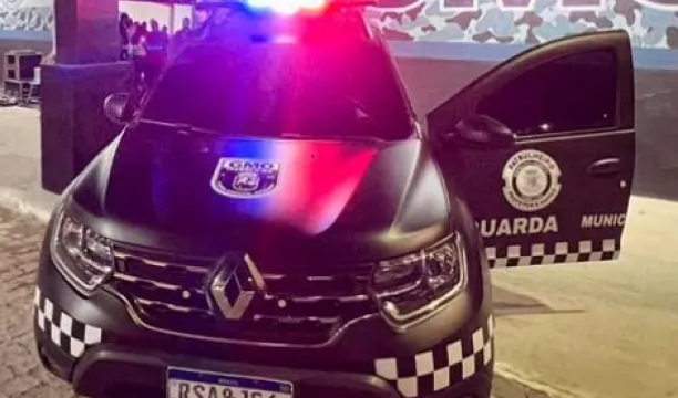 GCM de Itabela prende homem por agredir companheira durante festejos juninos em Monte Pascoal