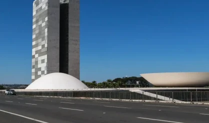 Setor produtivo pressiona Congresso para adiar discussões sobre fim da escala 6x1
